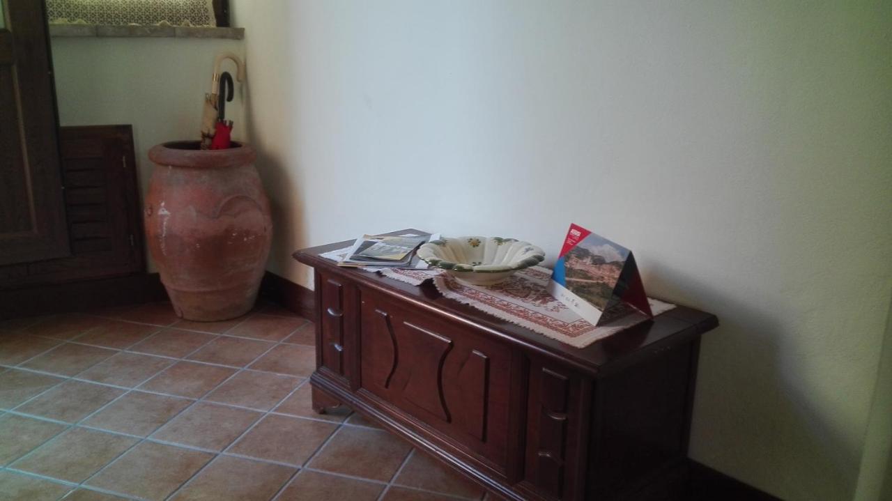 Casa Del Frate Leilighet Assisi Eksteriør bilde