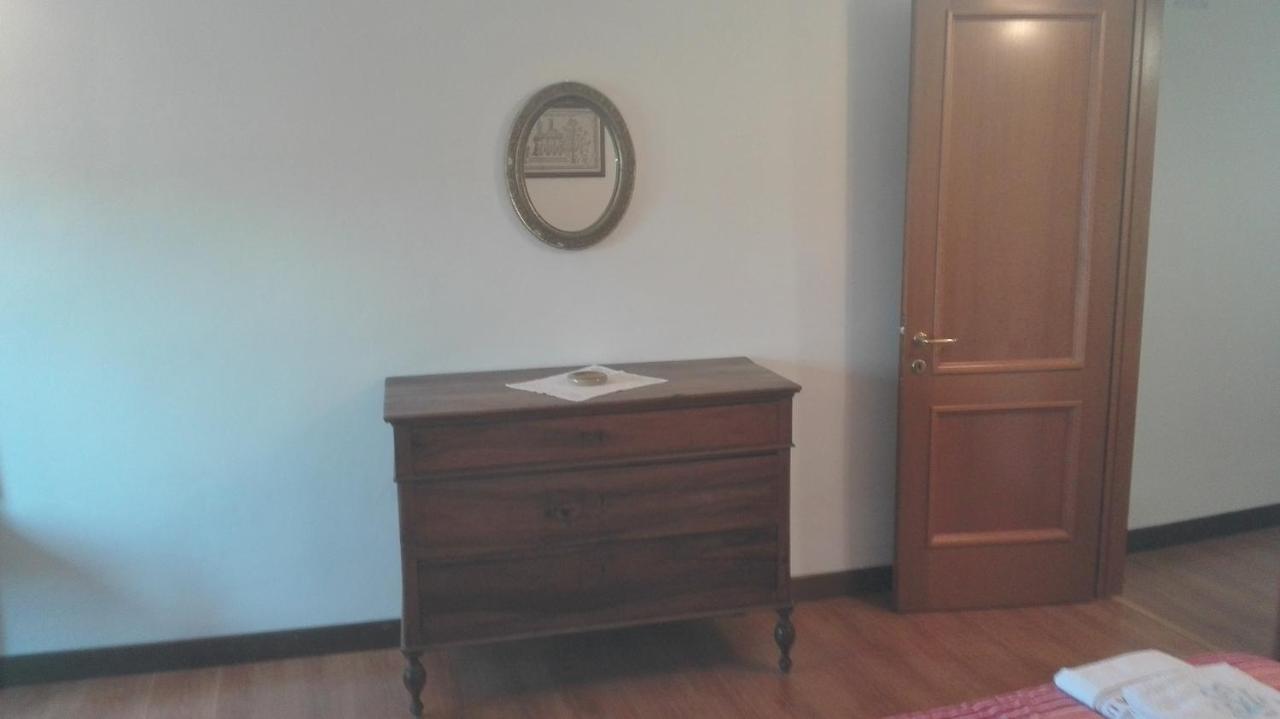 Casa Del Frate Leilighet Assisi Eksteriør bilde