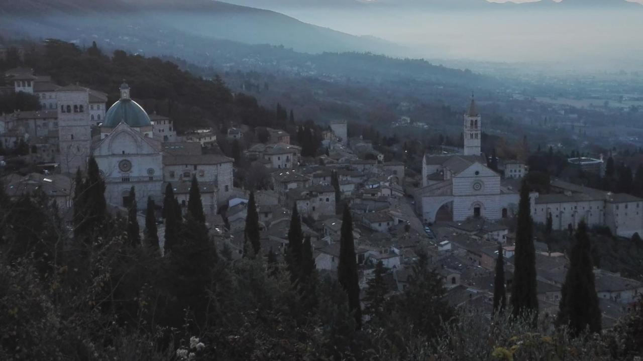 Casa Del Frate Leilighet Assisi Eksteriør bilde